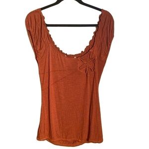peasant style sleeveless ruffled top Maxx Studio size M
